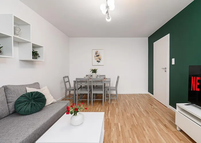 Διαμέρισμα Lumina Spacious 3-room With Balcony *