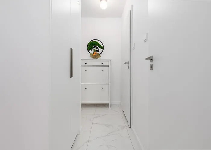 Lumina Spacious 3-room With Balcony * Βαρσοβία