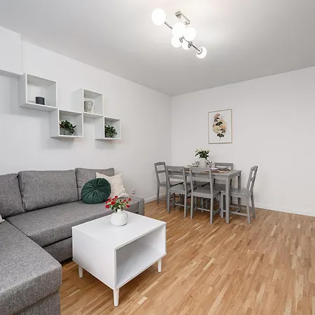 Apartamento Lumina Spacious 3-room With Balcony *