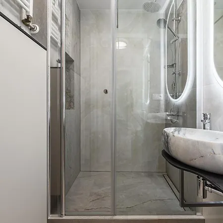 Lumina I Spacious 2br With Balcony I Parking I Ac