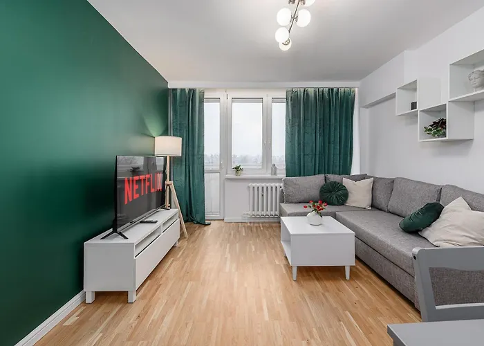 Lumina Spacious 3-room With Balcony Apartment *